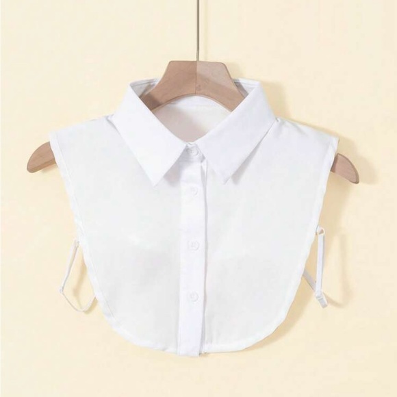 SHEIN | Plain Button Down White Dickey Collar - Picture 1 of 5